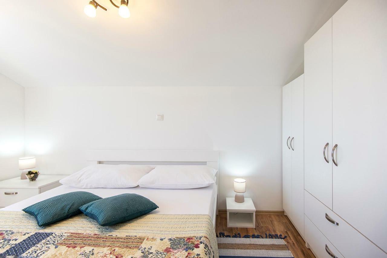 Apartments Cape Deluxe Rtina Kültér fotó